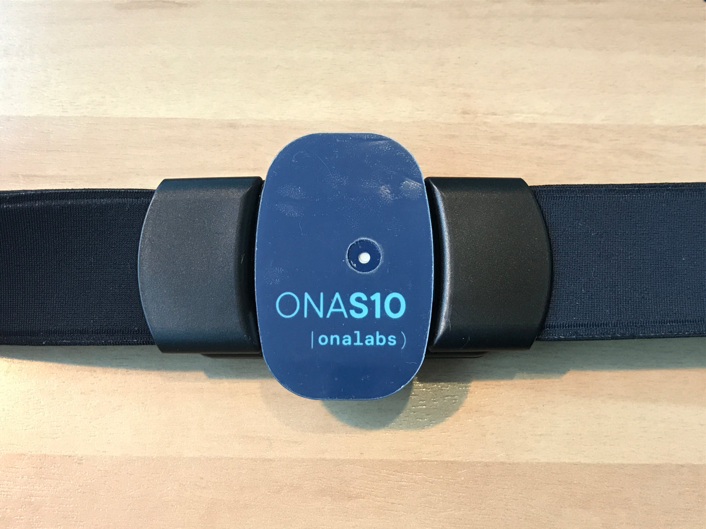 OnaSport: Echtzeit-, nicht-invasive Überwachung von Flüssigkeitszufuhr und Blutlaktat (Verletzungen vorbeugen und Training optimieren, ohne Blutabnahme)