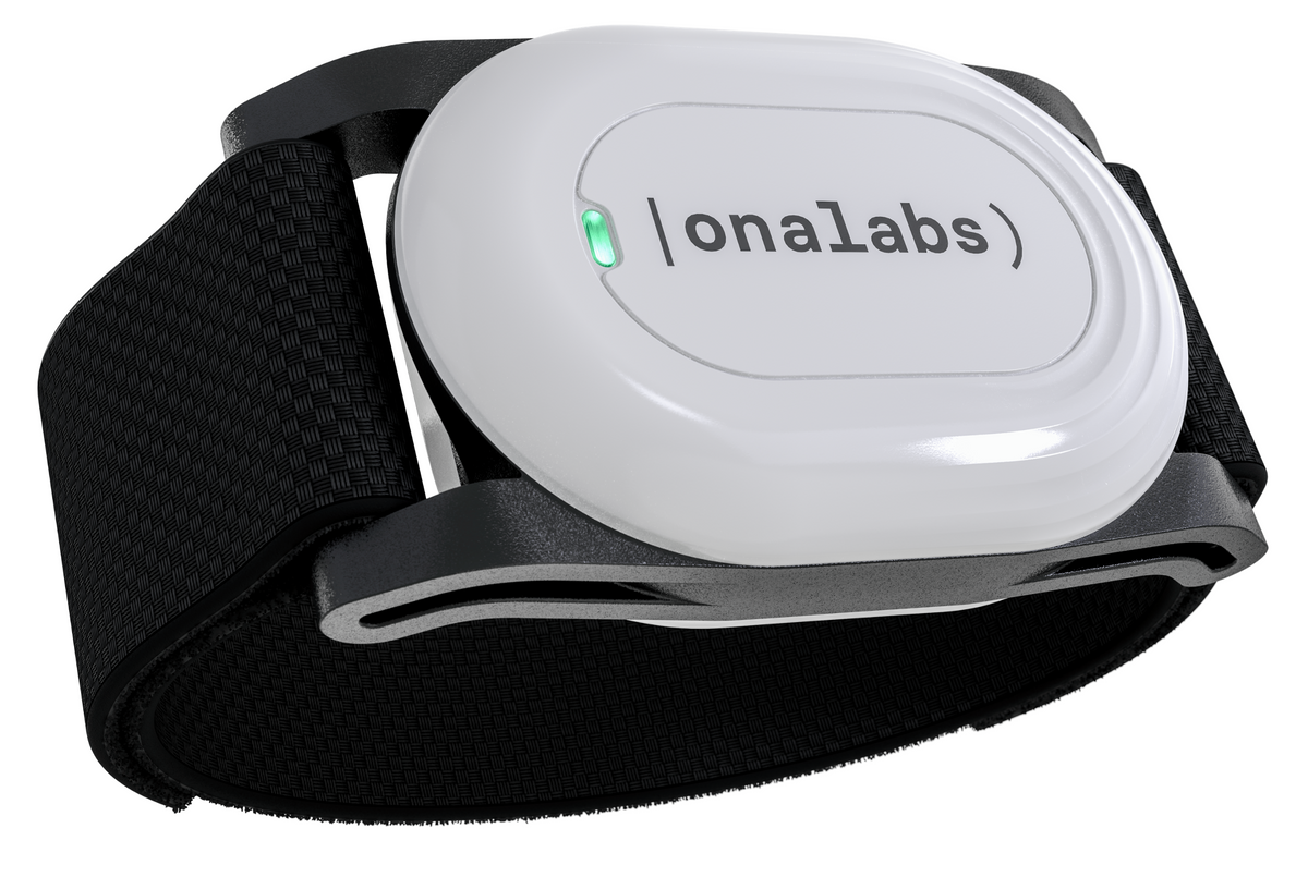 OnaVital; pols-huid-sensor voor 24/7 gezondheid-monitoring (onder ande ...